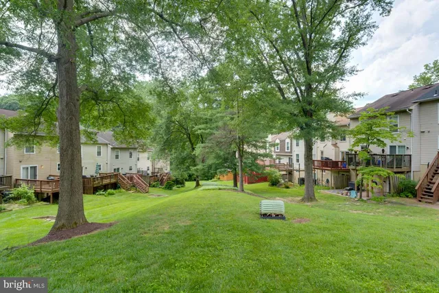 $2,800 | 14010 Daleshire Way, Unit 1, Burtonsville, MD 20866