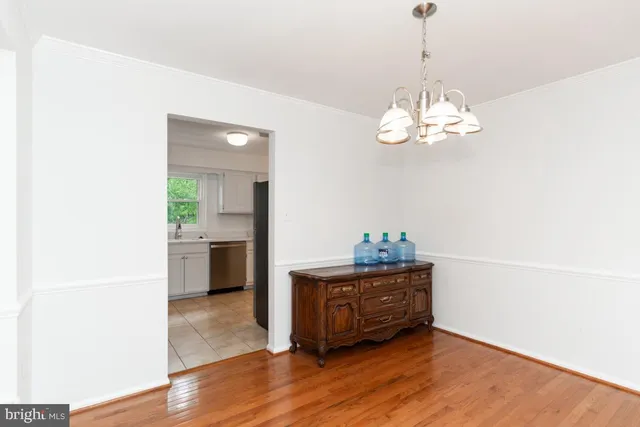 $2,800 | 14010 Daleshire Way, Unit 1, Burtonsville, MD 20866