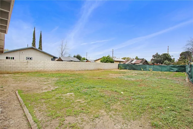 $619,900 | 2571 12th Street, Riverside, CA 92507