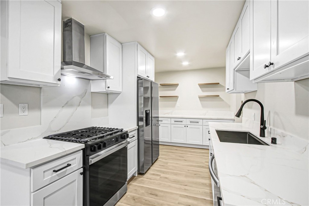 2571 12th Street Riverside, CA 92507 - Photo 6 of 19