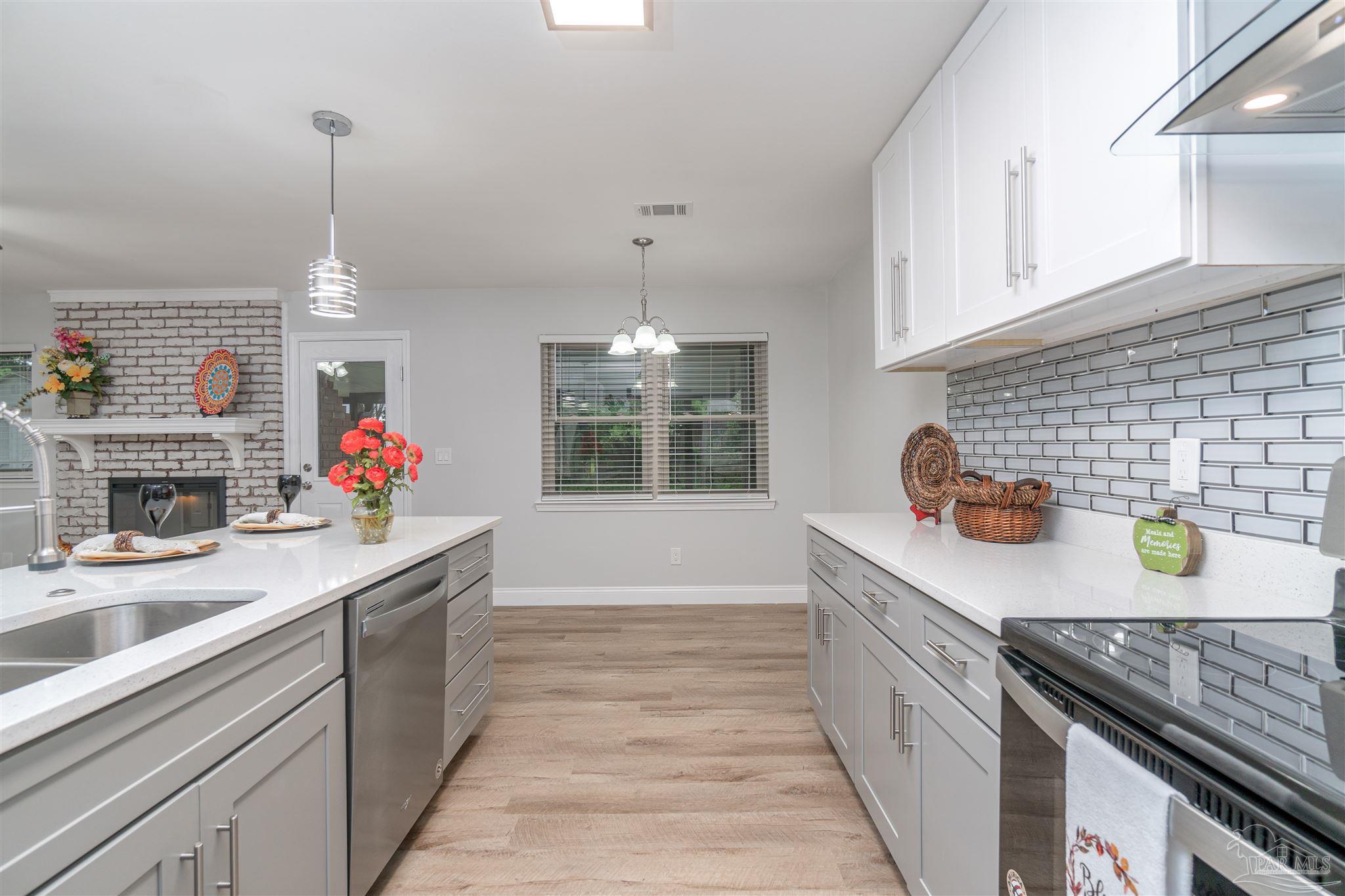4130 April Road Pensacola, FL 32504 - Photo 12 of 48 Gallery Image 12