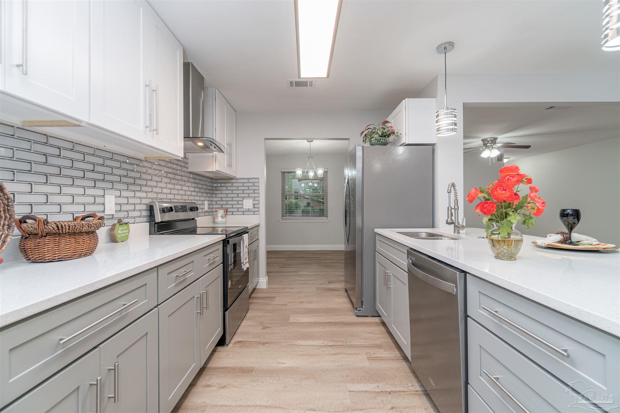 4130 April Road Pensacola, FL 32504 - Photo 14 of 48 Gallery Image 14