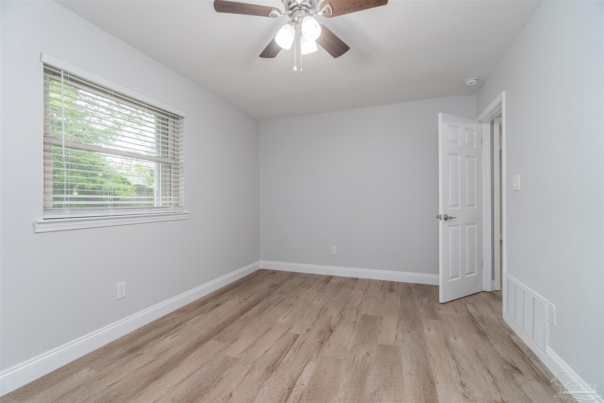 4130 April Road Pensacola, FL 32504 - Photo 36 of 48 Gallery Image 36
