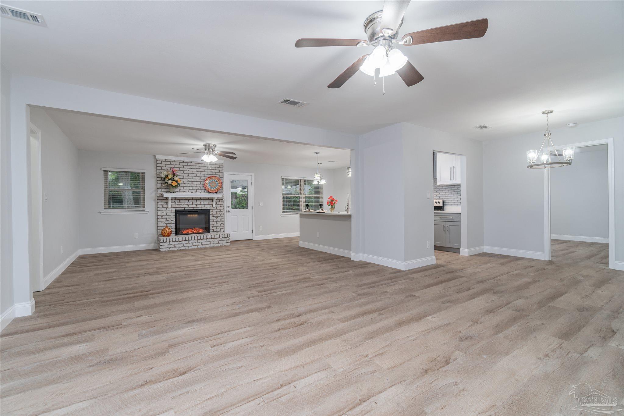 4130 April Road Pensacola, FL 32504 - Photo 8 of 48 Gallery Image 8