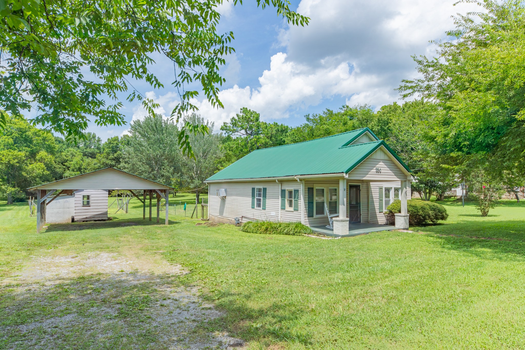 330 Holly Grove Road Lewisburg, TN 37091 - Photo 2 of 84