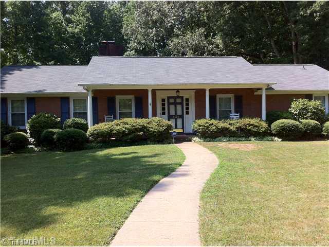 4020 Briarcliffe Road Northwest Winston-Salem, NC 27106 - Photo 1 of 15 Exterior Front.