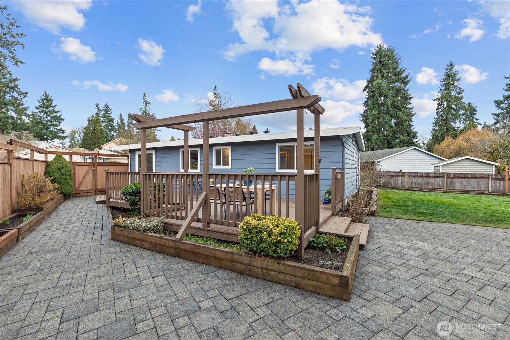 624 217th Street Southwest Bothell, WA 98021 - Photo 35 of 40