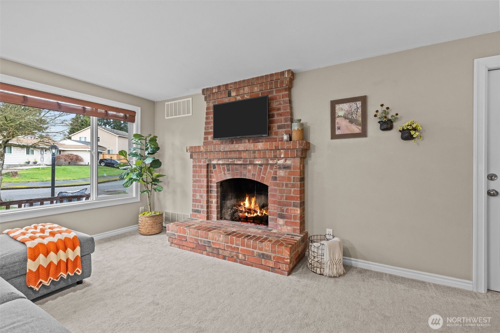 624 217th Street Southwest Bothell, WA 98021 - Photo 5 of 40