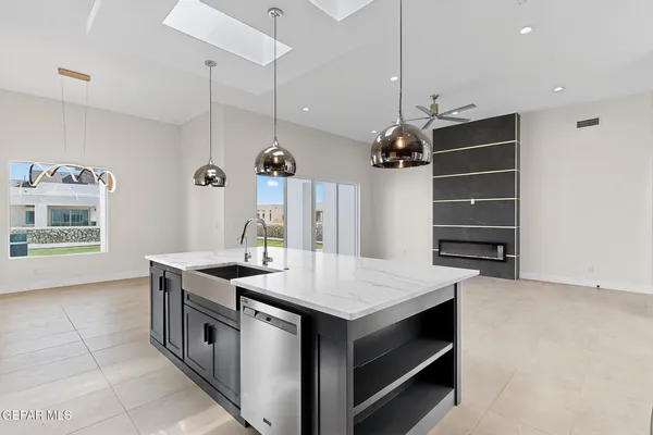 $639,000 | 317 Rio De Jazmin Circle, El Paso, TX 79932