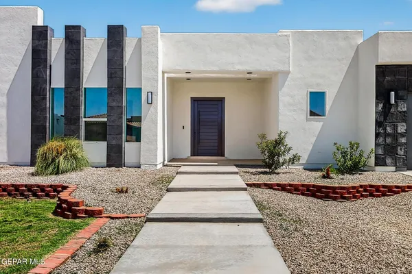 $639,000 | 317 Rio De Jazmin Circle, El Paso, TX 79932