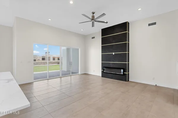 $639,000 | 317 Rio De Jazmin Circle, El Paso, TX 79932