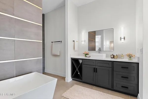 $639,000 | 317 Rio De Jazmin Circle, El Paso, TX 79932