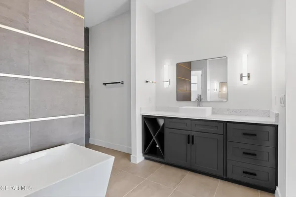 $639,000 | 317 Rio De Jazmin Circle, El Paso, TX 79932