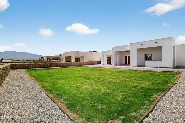 $639,000 | 317 Rio De Jazmin Circle, El Paso, TX 79932