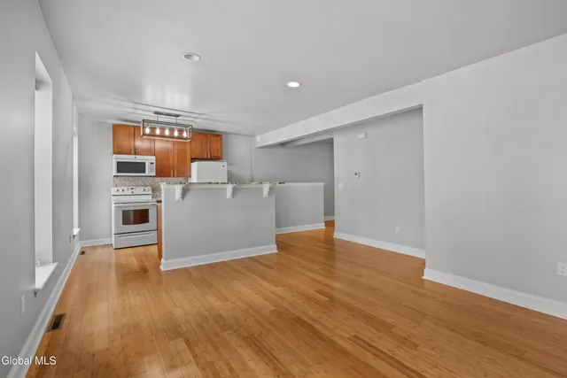 $239,000 | 14 Spring Street, Albany, NY 12210