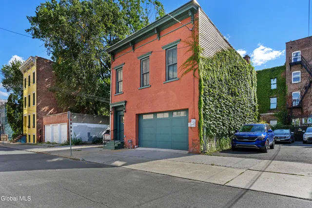 $239,000 | 14 Spring Street, Albany, NY 12210