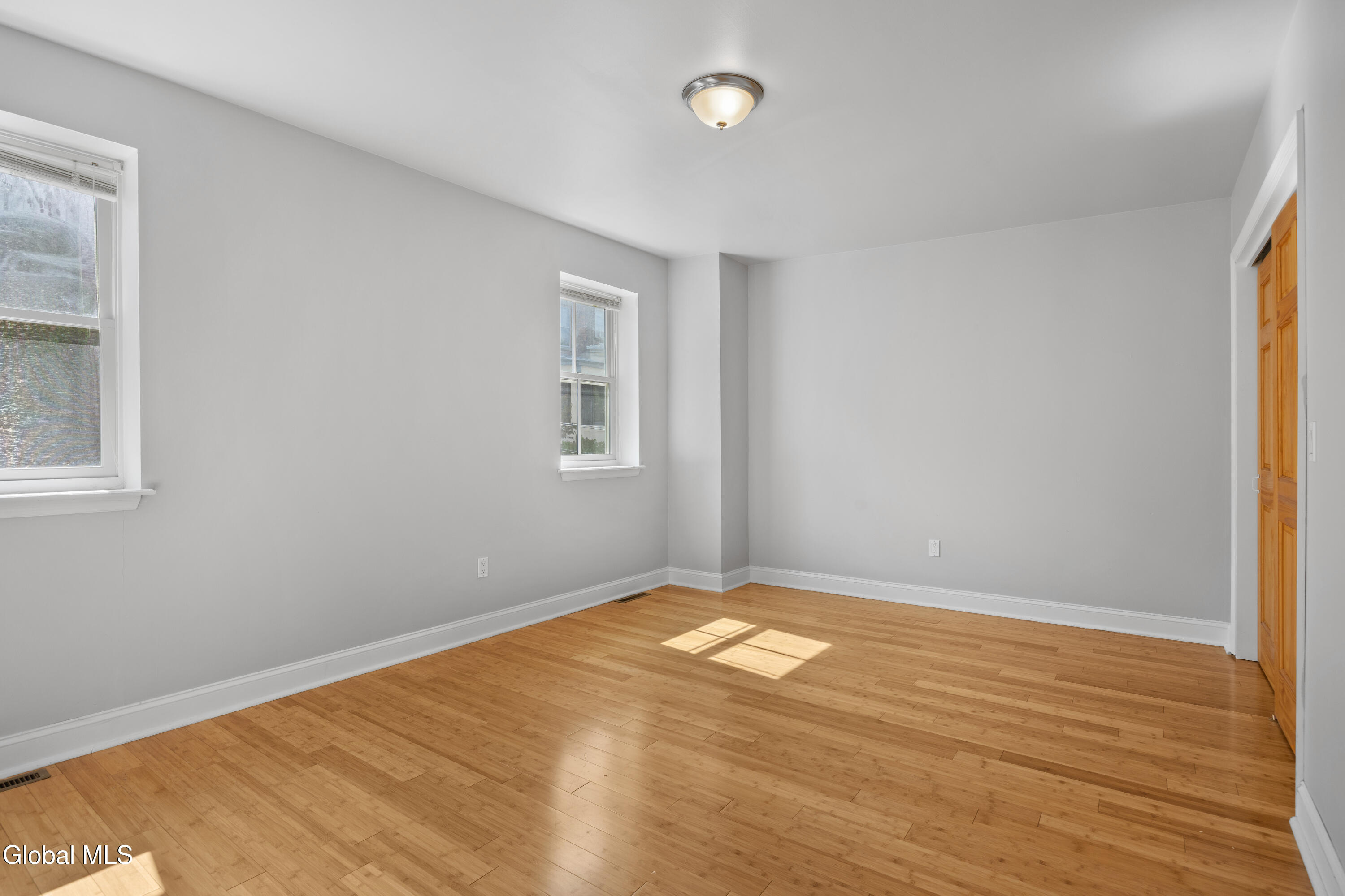 14 Spring Street Albany, NY 12210 - Photo 21 of 37 19