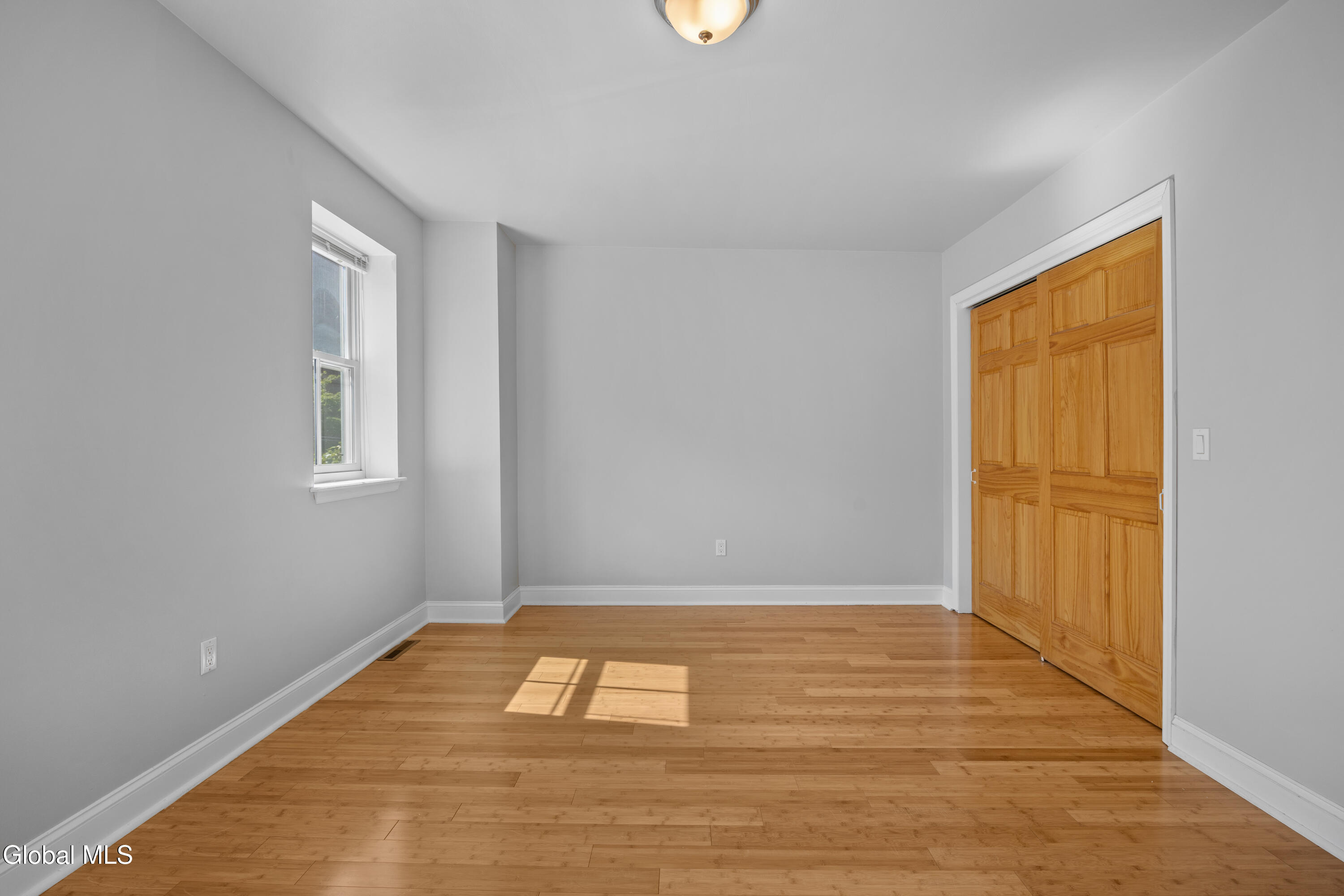 14 Spring Street Albany, NY 12210 - Photo 22 of 37 20