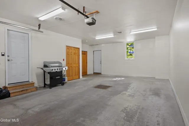 $239,000 | 14 Spring Street, Albany, NY 12210