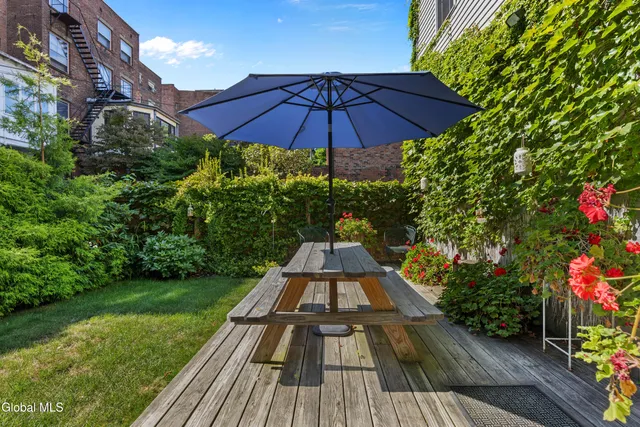 $239,000 | 14 Spring Street, Albany, NY 12210