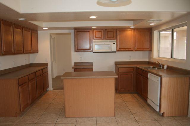 15817 West Redfield Road Surprise, AZ 85379 - Photo 6 of 15 Kitchen1