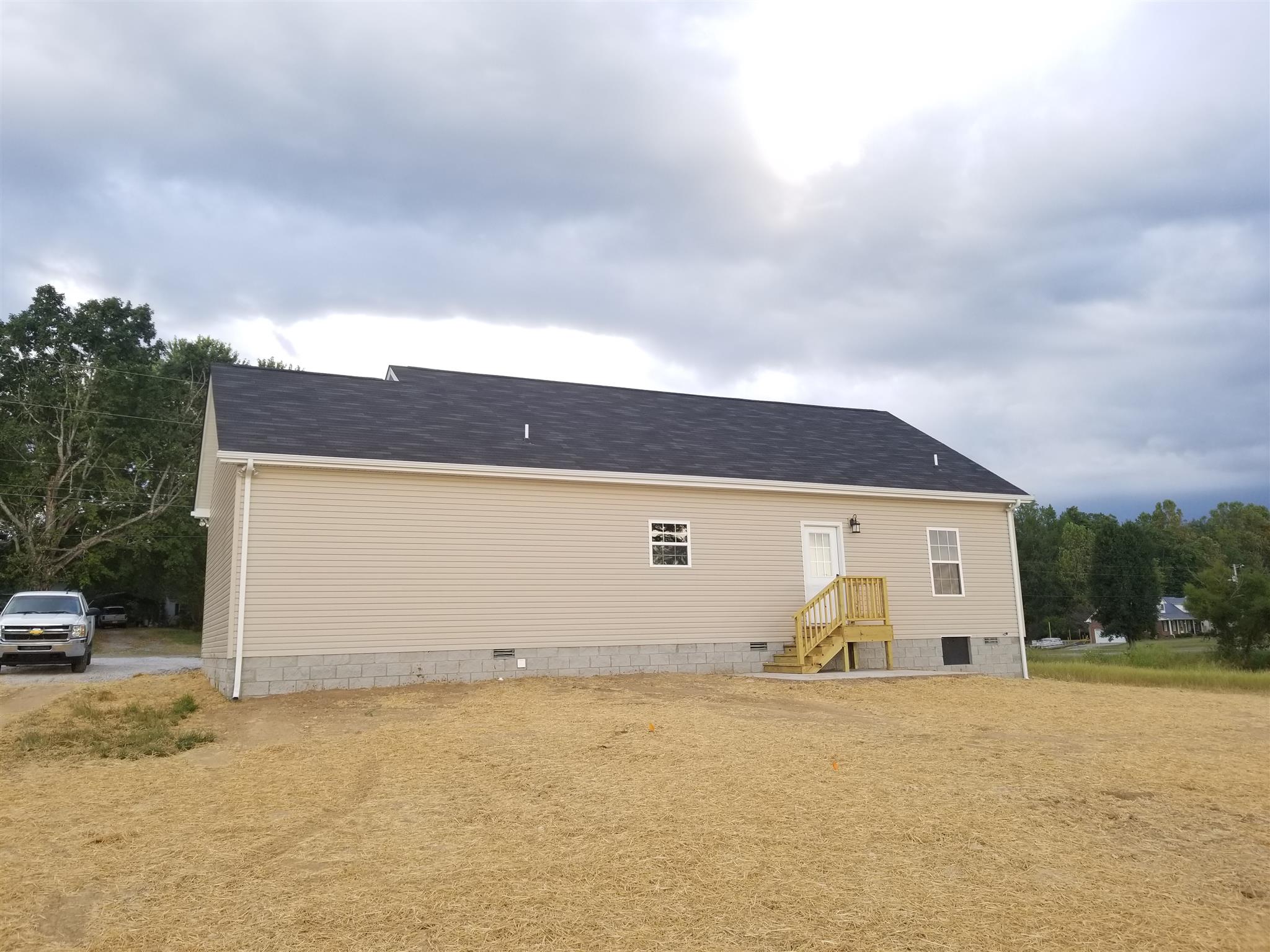 2320 Eugene Reed Road Woodbury, TN 37190 - Photo 2 of 7 Gallery Image 2