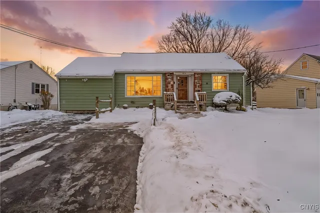 $229,900 | 128 Traister Drive, Salina, NY 13088