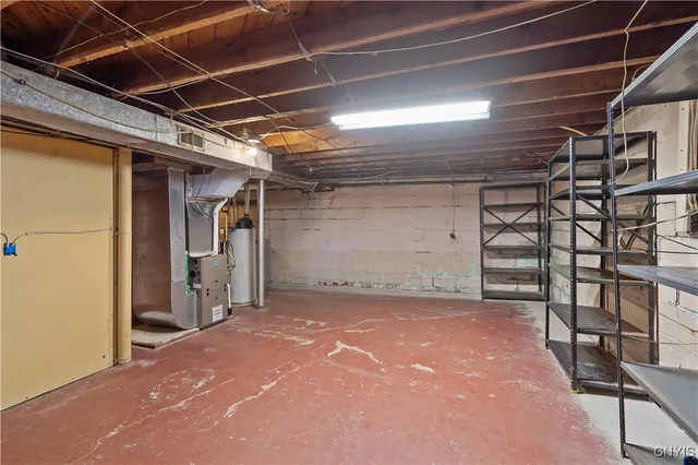 $229,900 | 128 Traister Drive, Salina, NY 13088