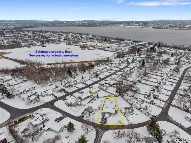 $229,900 | 128 Traister Drive, Salina, NY 13088