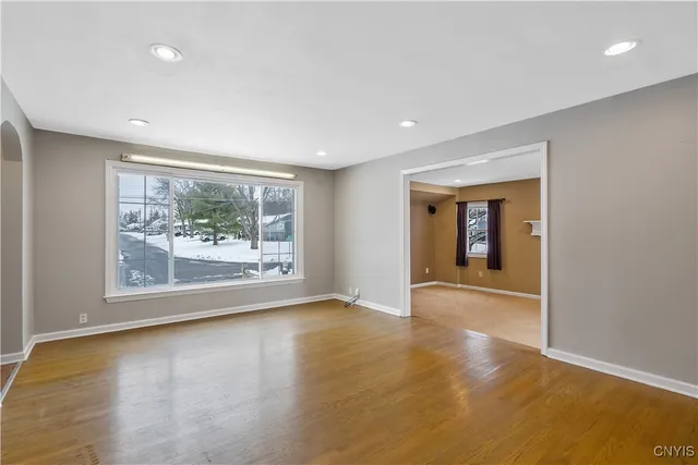 $229,900 | 128 Traister Drive, Salina, NY 13088