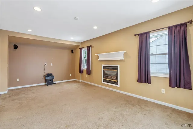 $229,900 | 128 Traister Drive, Salina, NY 13088