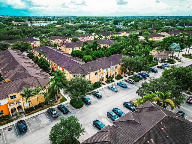 $459,900 | 8928 Southwest 18th Street, Miramar, FL 33025