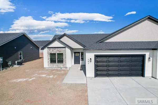 $385,000 | 578 South Austin Avenue, Sugar City, ID 83448