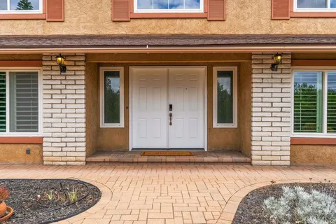 $1,049,000 | 26337 Sky Drive, Escondido, CA 92026