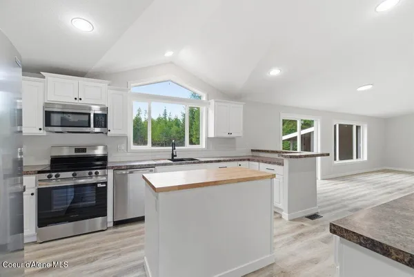 $595,000 | 293 Sitting Bull Road, Sandpoint, ID 83864