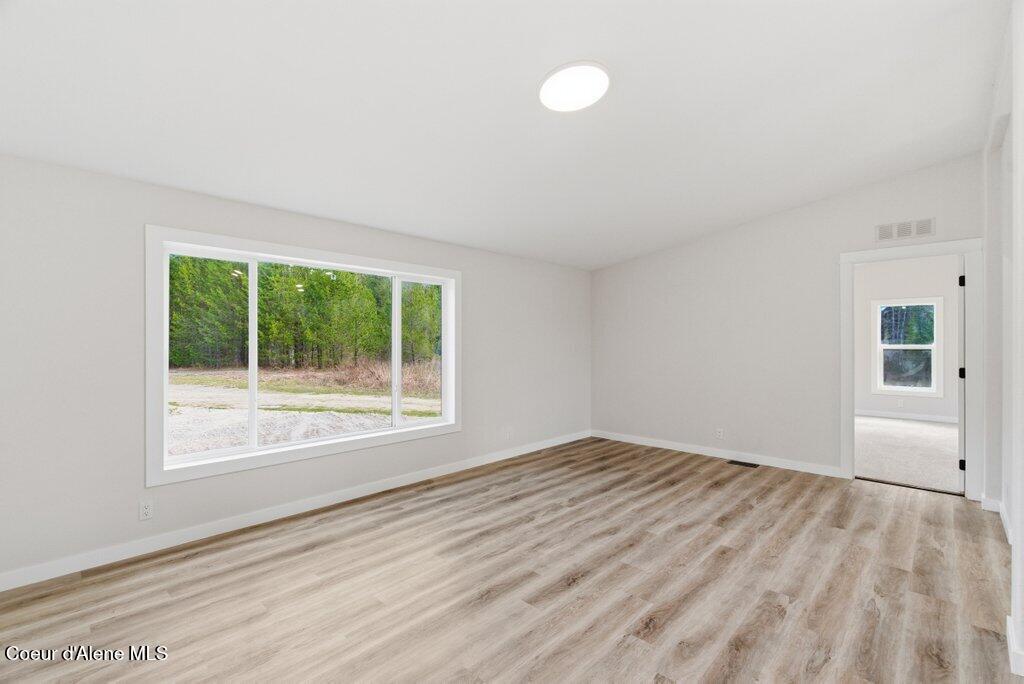 293 Sitting Bull Road Sandpoint, ID 83864 - Photo 10 of 48 8-025-293SittingBullRoadRoad-Sandpoint-I