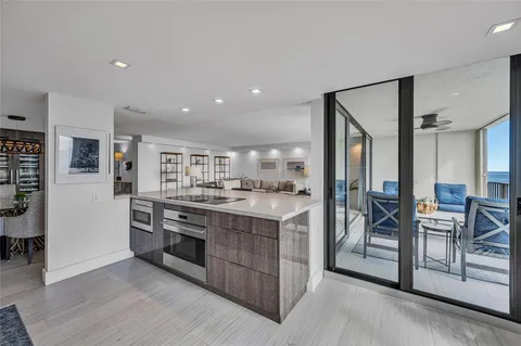 $899,000 | 1901 North Ocean Boulevard, Unit 9E, Fort Lauderdale, FL 33305