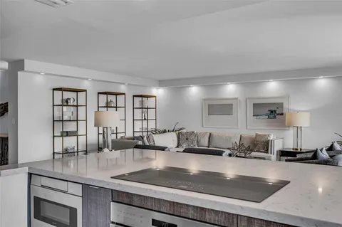 $995,000 | 1901 North Ocean Boulevard, Unit 9E, Fort Lauderdale, FL 33305
