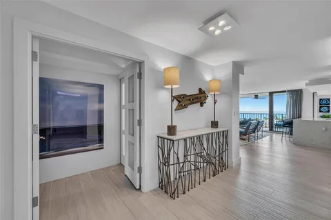 $899,000 | 1901 North Ocean Boulevard, Unit 9E, Fort Lauderdale, FL 33305