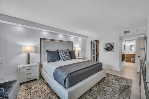 $899,000 | 1901 North Ocean Boulevard, Unit 9E, Fort Lauderdale, FL 33305