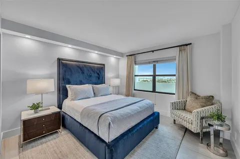 $899,000 | 1901 North Ocean Boulevard, Unit 9E, Fort Lauderdale, FL 33305