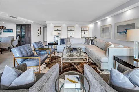 $899,000 | 1901 North Ocean Boulevard, Unit 9E, Fort Lauderdale, FL 33305