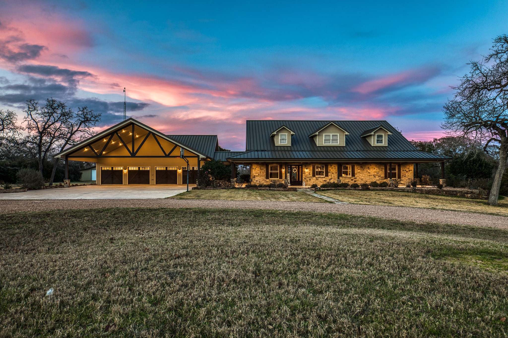 6892 Palm Road Sealy, TX 77474 - Photo 2 of 46