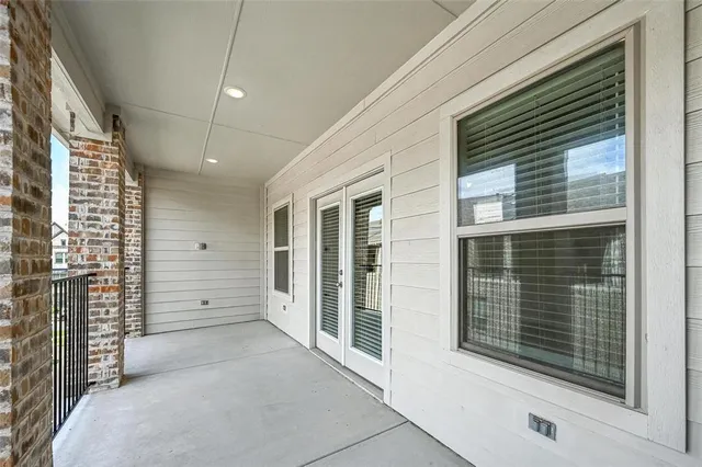 a view of livingroom with an outdoor space