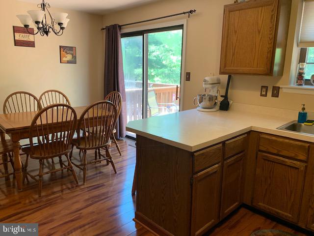 34 Ruth Road Brookhaven, PA 19015 - Photo 11 of 31 View of Country Kitchen