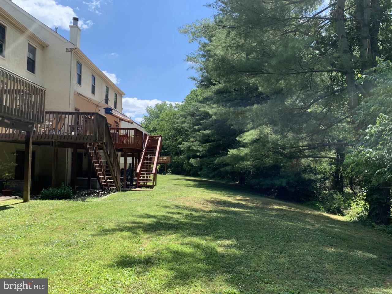 34 Ruth Road Brookhaven, PA 19015 - Photo 5 of 31 Backyard view