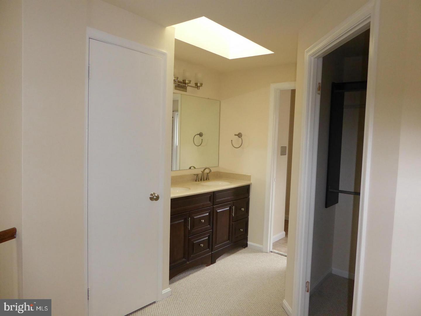 11915 Crosswind Court Reston, VA 20194 - Photo 12 of 15