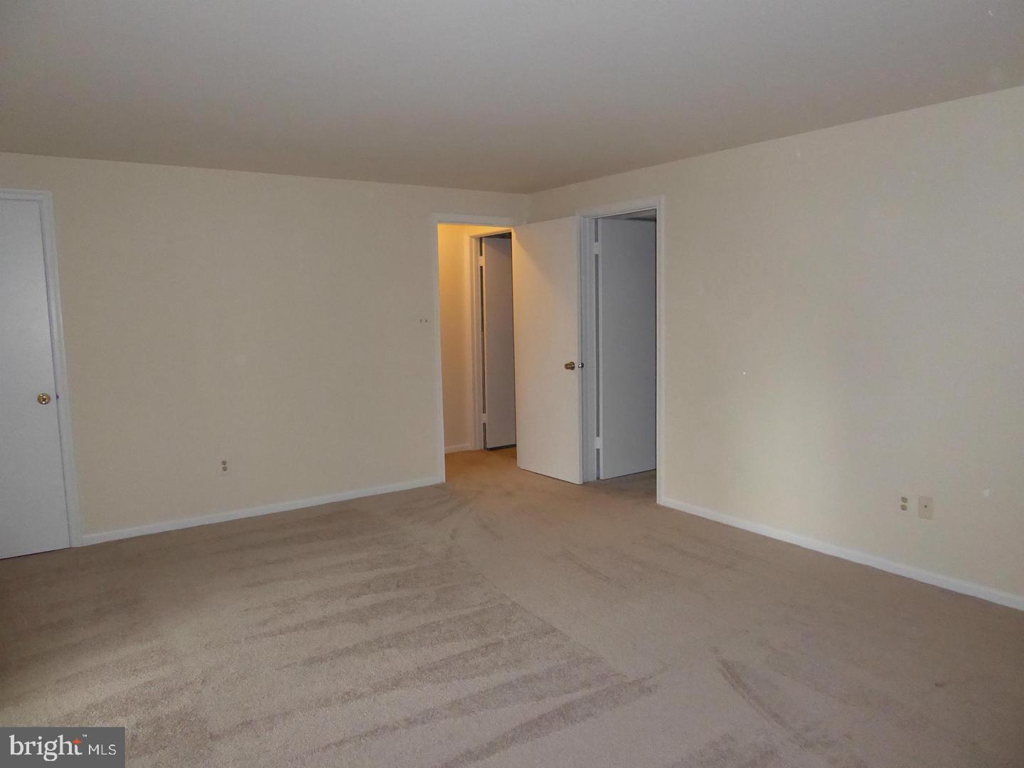 11915 Crosswind Court Reston, VA 20194 - Photo 13 of 15