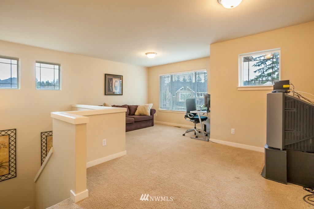 21628 38th Drive Southeast Bothell, WA 98021 - Photo 11 of 24