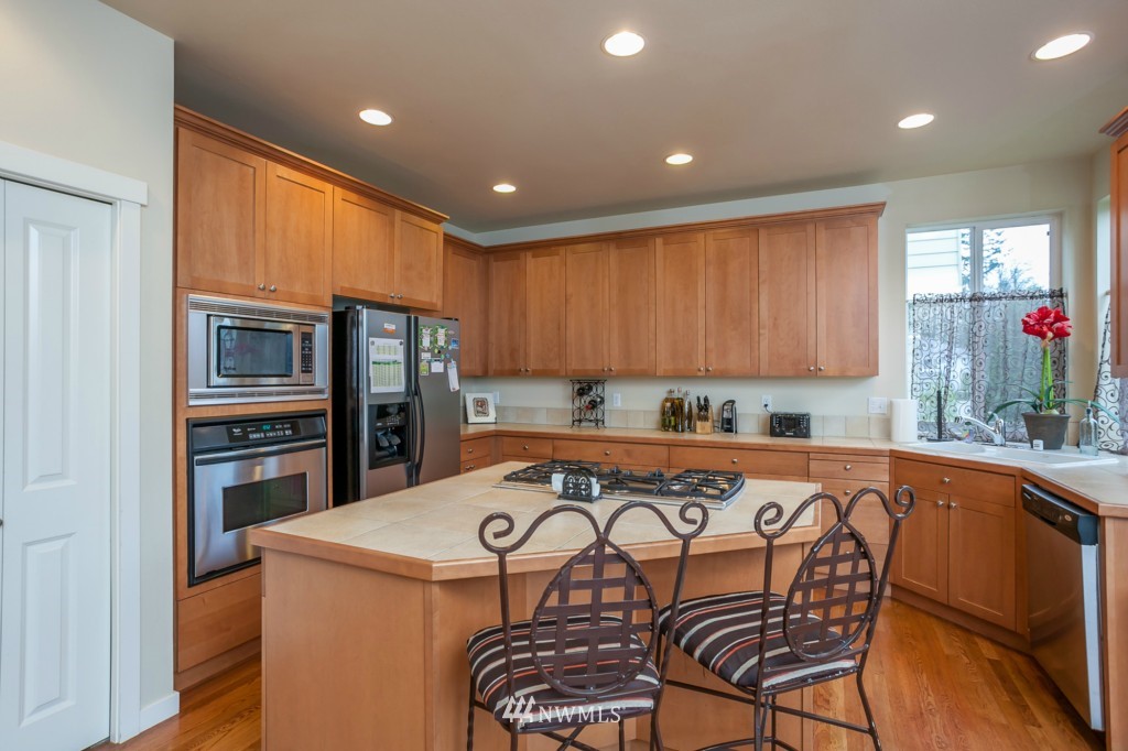 21628 38th Drive Southeast Bothell, WA 98021 - Photo 5 of 24